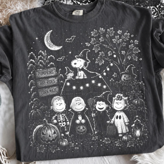 Halftone Halloween Beagle Tee
